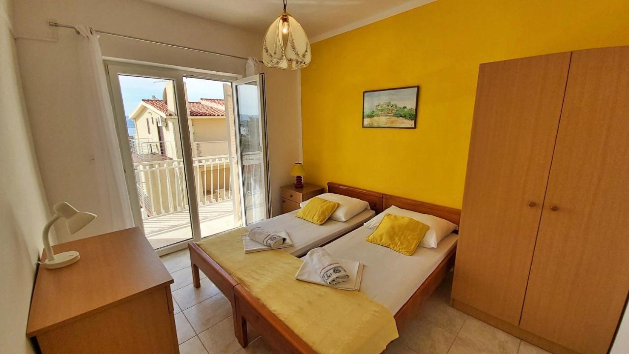 Apartments Mandalinic Omiš Kültér fotó