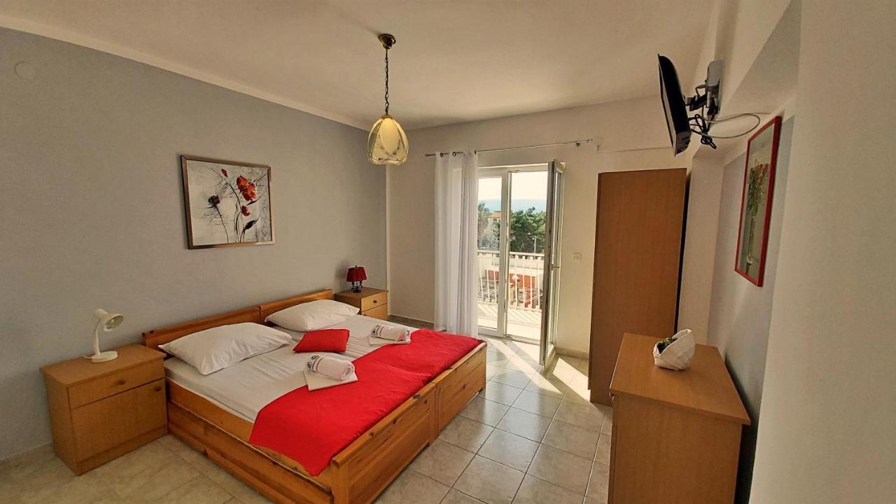 Apartments Mandalinic Omiš Kültér fotó