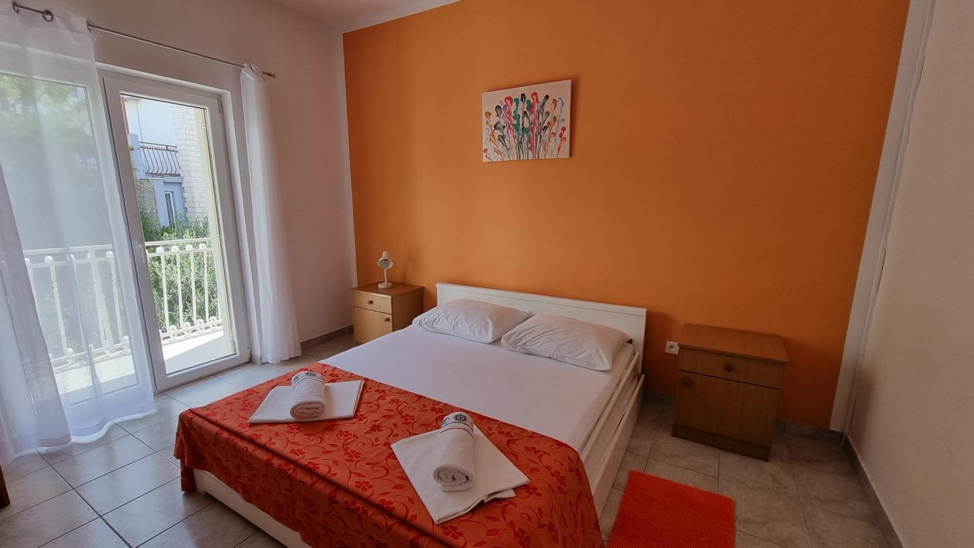 Apartments Mandalinic Omiš Kültér fotó