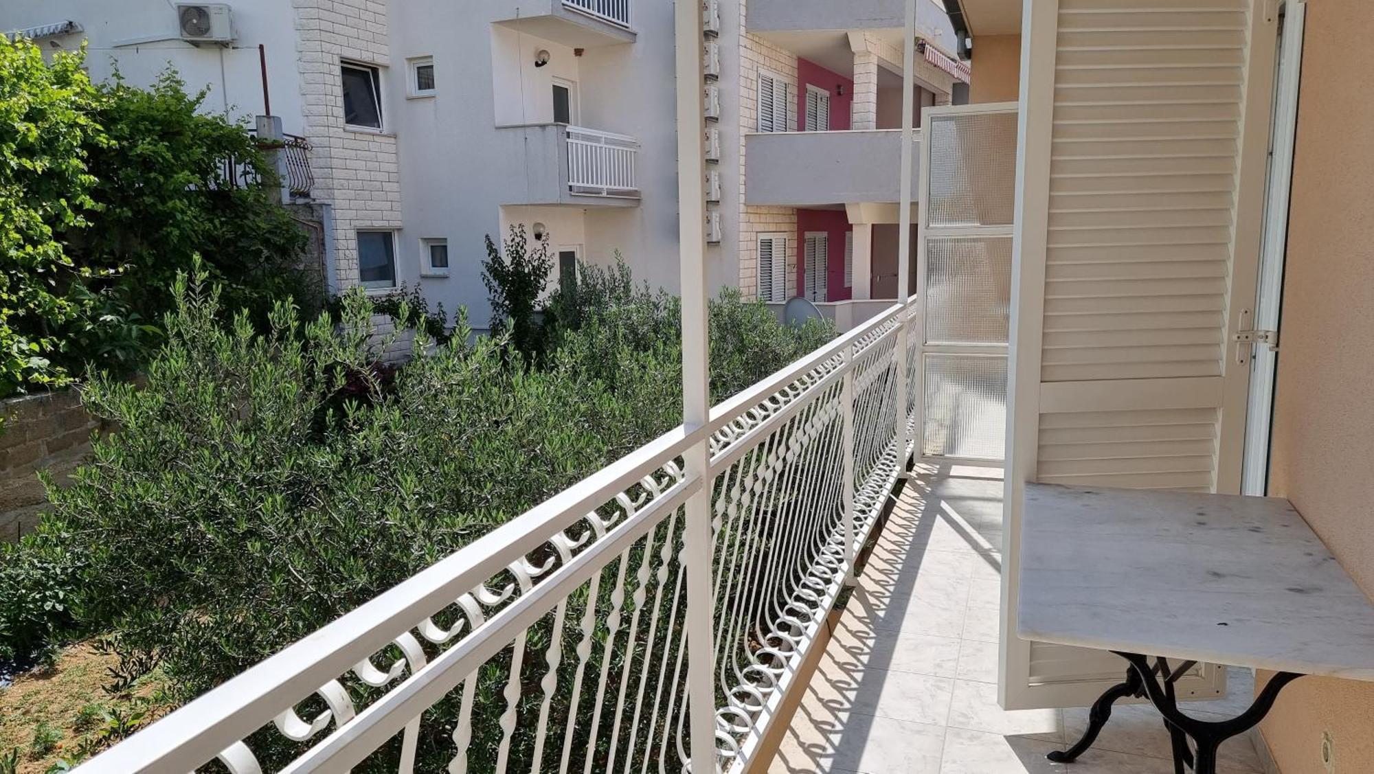 Apartments Mandalinic Omiš Kültér fotó